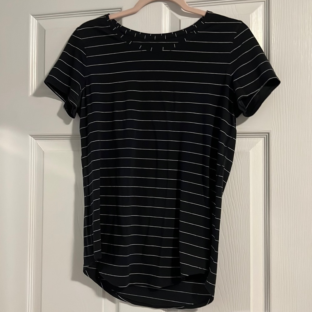 Lululemon Lovely T-Shirt